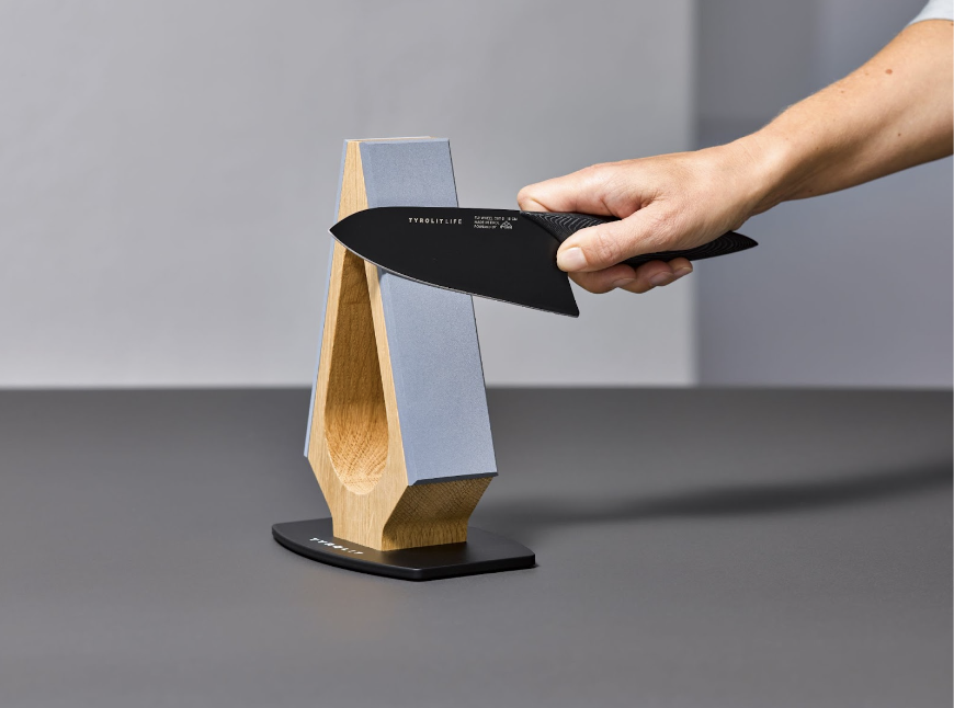 Messerschärfer aus Holz - Messer Darkline